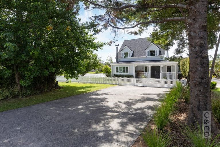 Photo of property in 55 Kaipara Portage Road, Riverhead, 0820