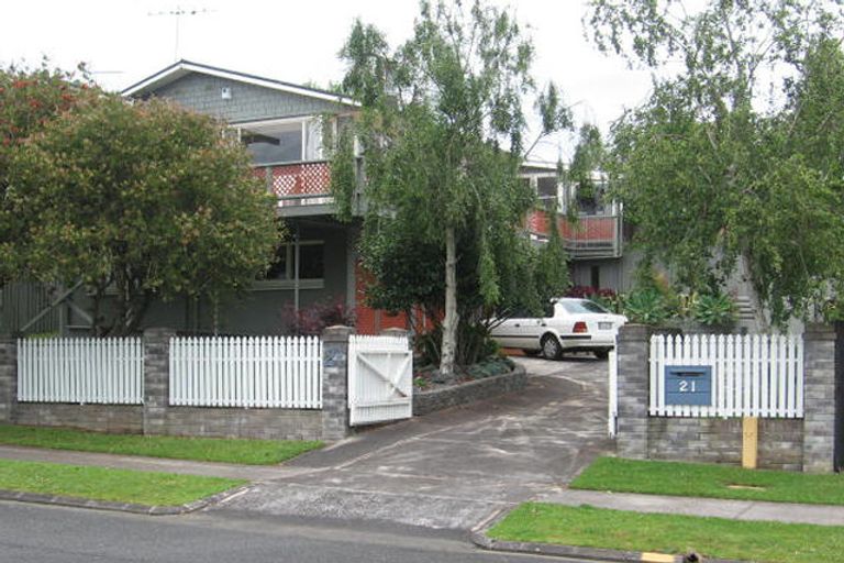 Photo of property in 21 Nevada Avenue, Pakuranga Heights, Auckland, 2010