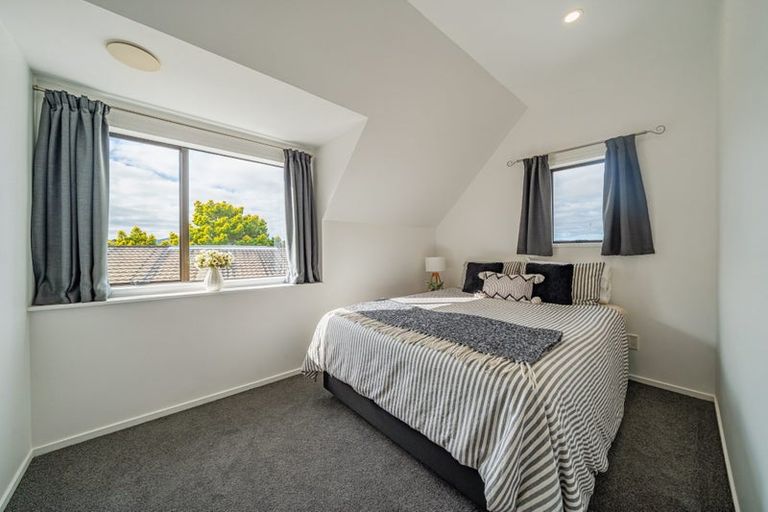 Photo of property in 296 Maungaraki Road, Maungaraki, Lower Hutt, 5010