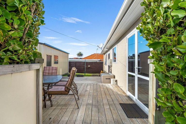 Photo of property in 66 Great North Road, Saint Johns Hill, Whanganui, 4500