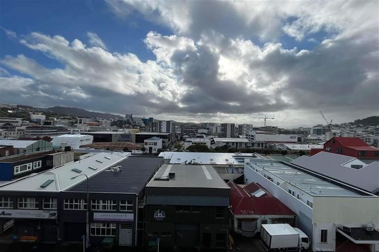 Photo of property in Urbane Apartments, 44/29 Webb Street, Mount Cook, Wellington, 6011