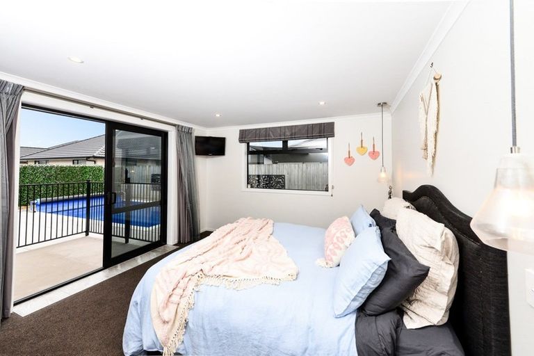 Photo of property in 6 Helen June Avenue, Flagstaff, Hamilton, 3210