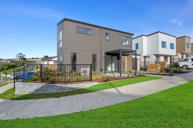 Photo of property in 20 Kilcadden Drive, Flat Bush, Auckland, 2019