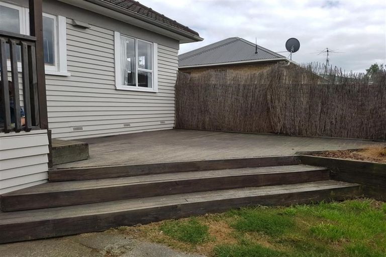 Photo of property in 75 Helvetia Road, Pukekohe, 2120