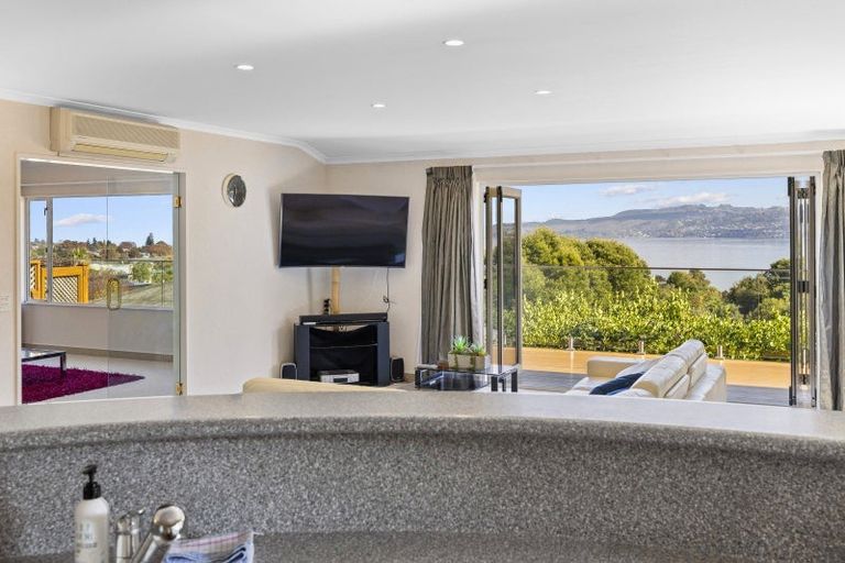 Photo of property in 36 Shepherd Road, Waipahihi, Taupo, 3330