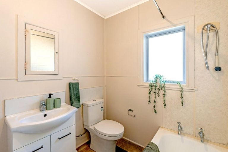 Photo of property in 2/48 Waitangi Street, Gisborne, 4010