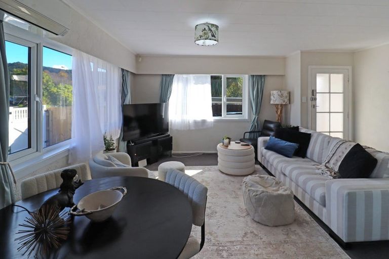 Photo of property in 26a Wetherby Grove, Wainuiomata, Lower Hutt, 5014