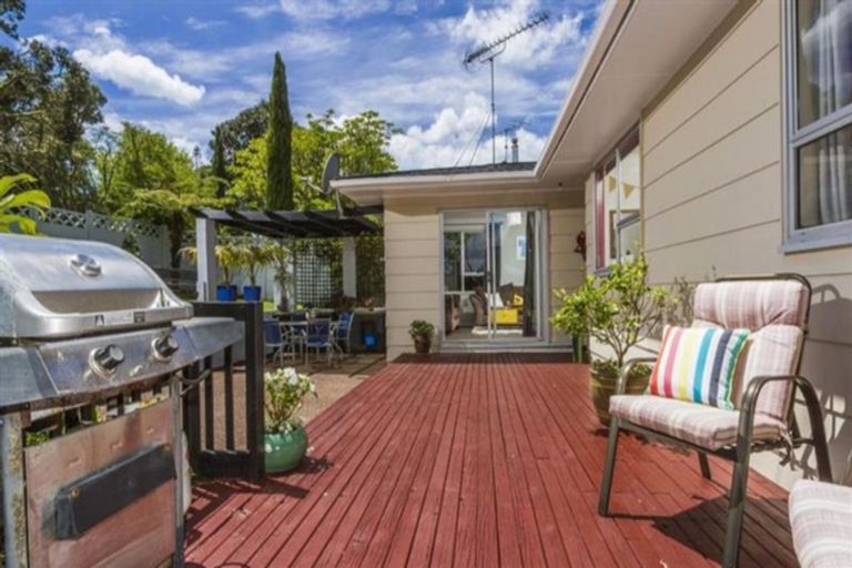 Photo of property in 26 Freya Place, Torbay, Auckland, 0630