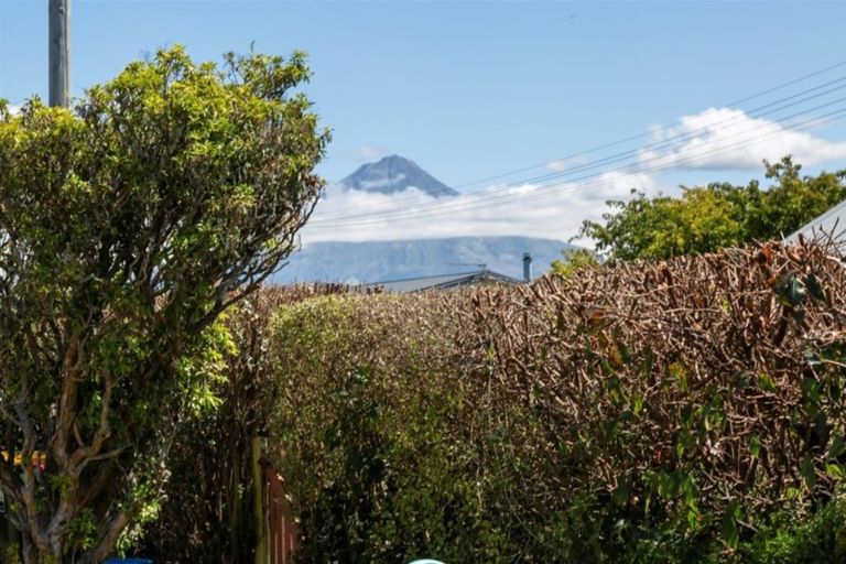 Photo of property in 23 Rosalind Street, Stratford, 4332