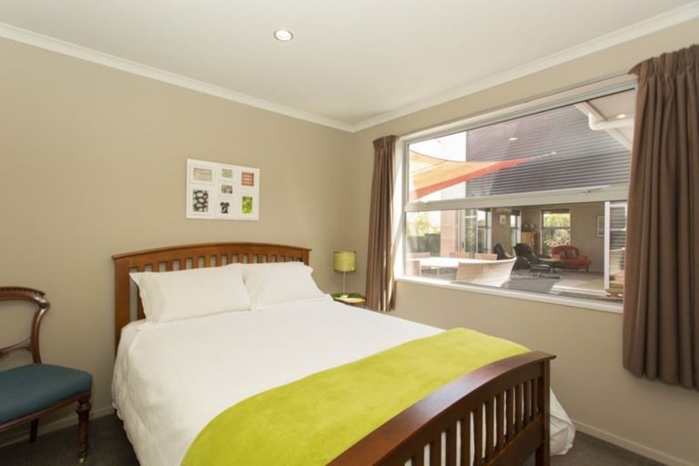 Photo of property in 14 Torbay Avenue, Huntingdon, Ashburton, 7774