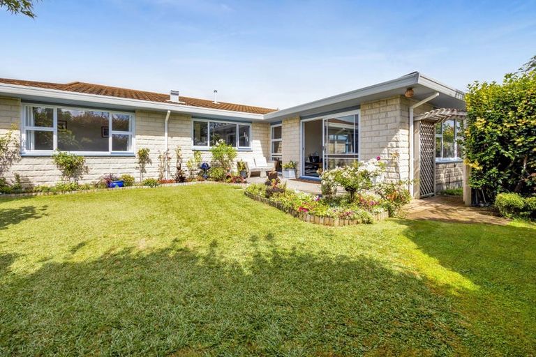 Photo of property in 56 Rewa Street, Inglewood, 4330