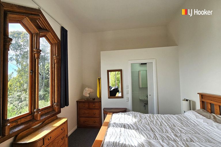 Photo of property in 142 Ravenswood Road, Saint Clair, Dunedin, 9012