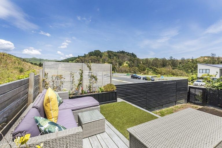 Photo of property in 43 Holystone Road, Whitby, Porirua, 5024