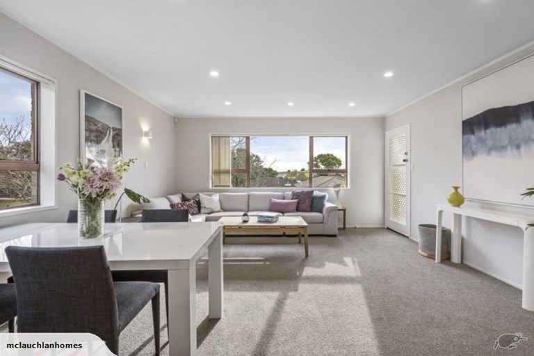 Photo of property in 2/14 Lismore Place, Papatoetoe, Auckland, 2025