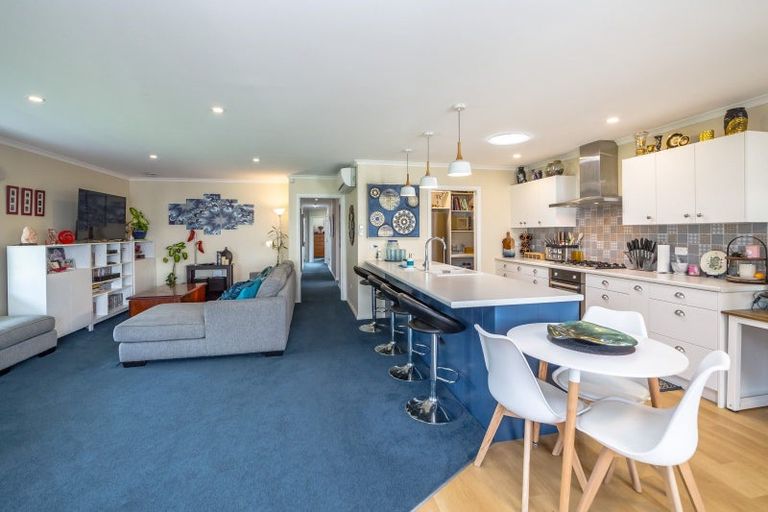 Photo of property in 14a Cotter Street, Greytown, 5712