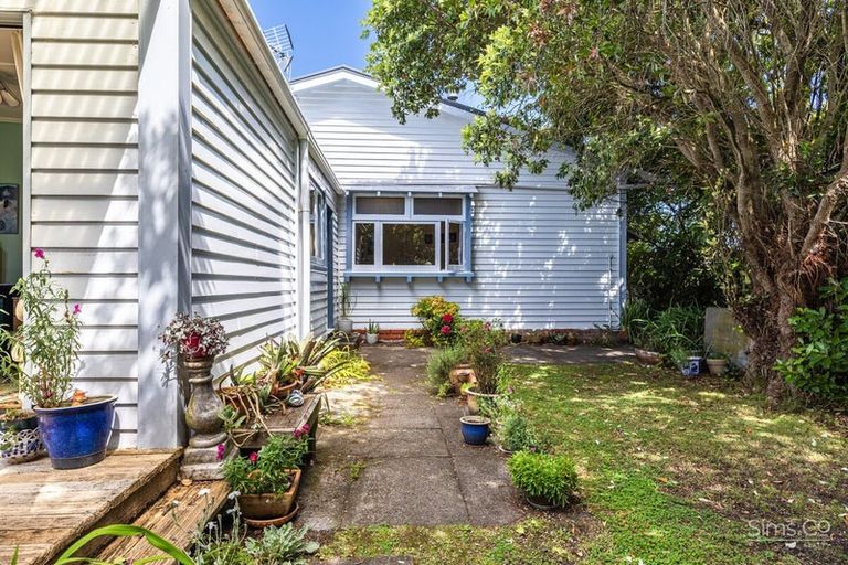 Photo of property in 17 Marshall Avenue, Whanganui East, Whanganui, 4500