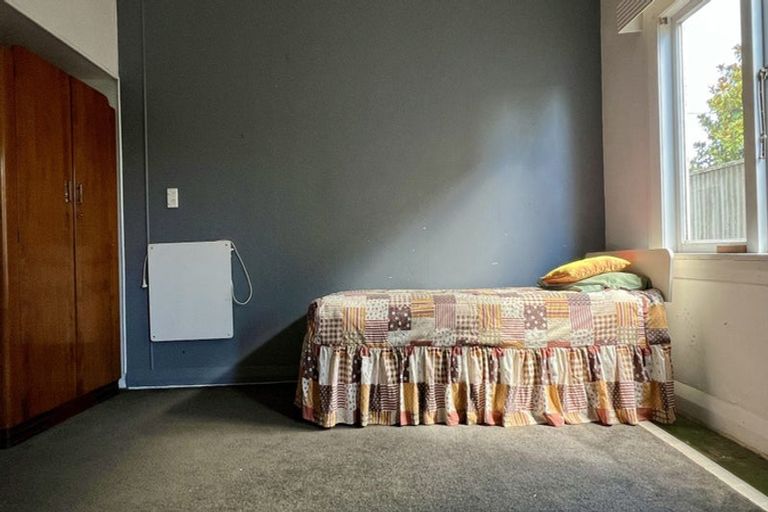 Photo of property in 31 Brougham Street, Westport, 7825