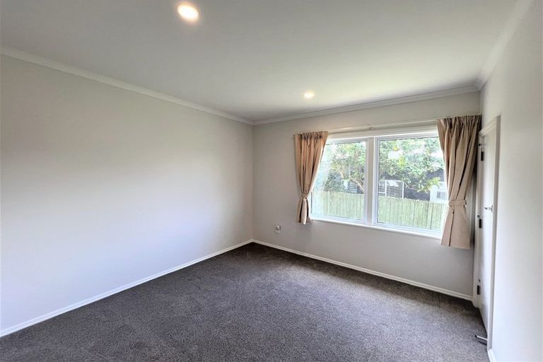 Photo of property in 21 Castleton Street, Birkdale, Auckland, 0626