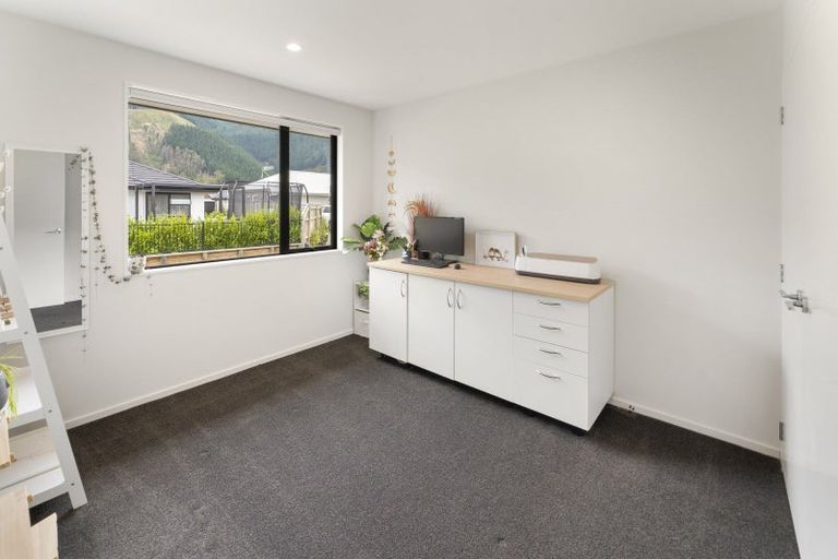 Photo of property in 11 Huntaway Close, Stoke, Nelson, 7011