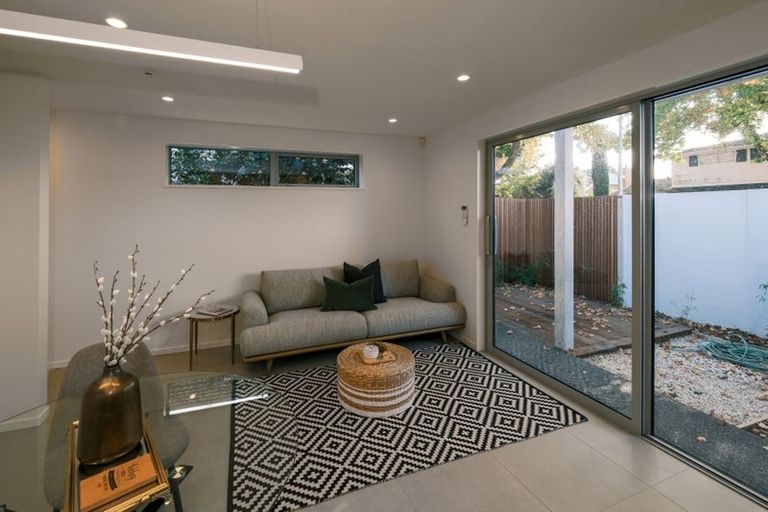 Photo of property in 57 Parkstone Avenue, Ilam, Christchurch, 8041