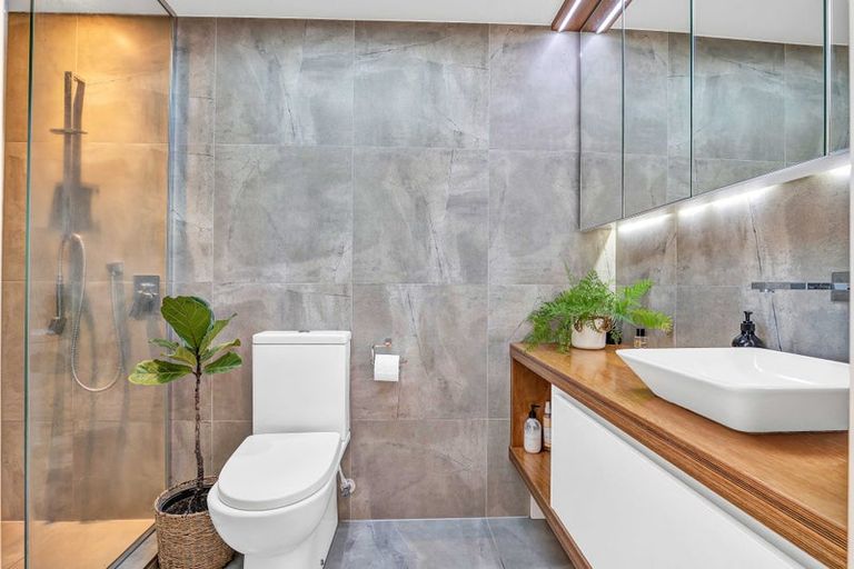 Photo of property in 31 Newton Street, Fitzroy, New Plymouth, 4312