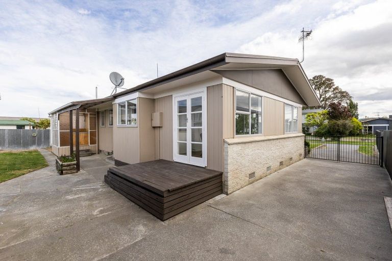 Photo of property in 24 Guildford Street, Tamatea, Napier, 4112