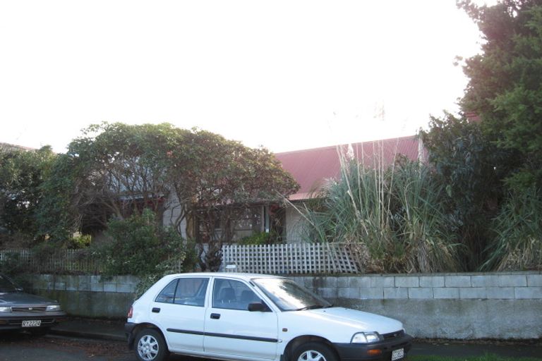 Photo of property in 77 Clare Road, St Albans, Christchurch, 8014