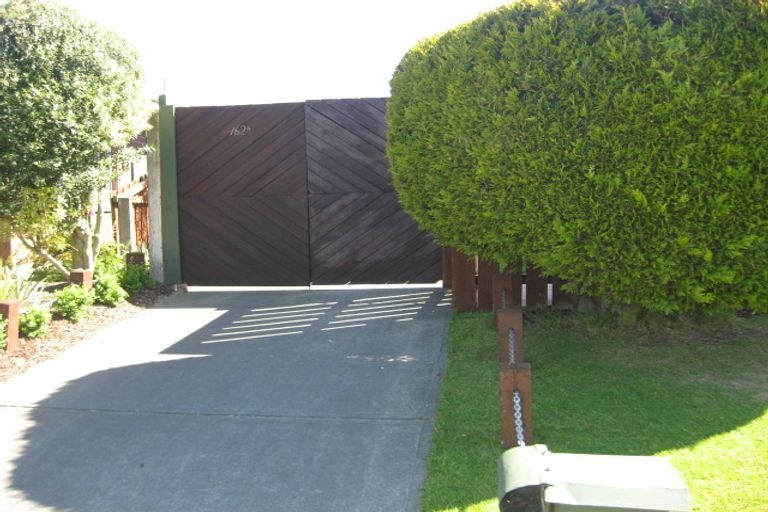Photo of property in 162 Northcote Road, Northcote, Christchurch, 8052