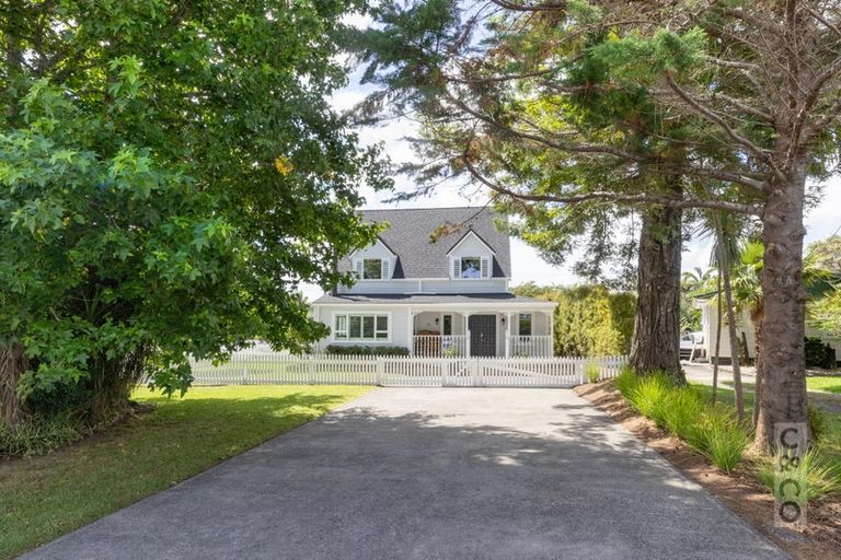 Photo of property in 55 Kaipara Portage Road, Riverhead, 0820