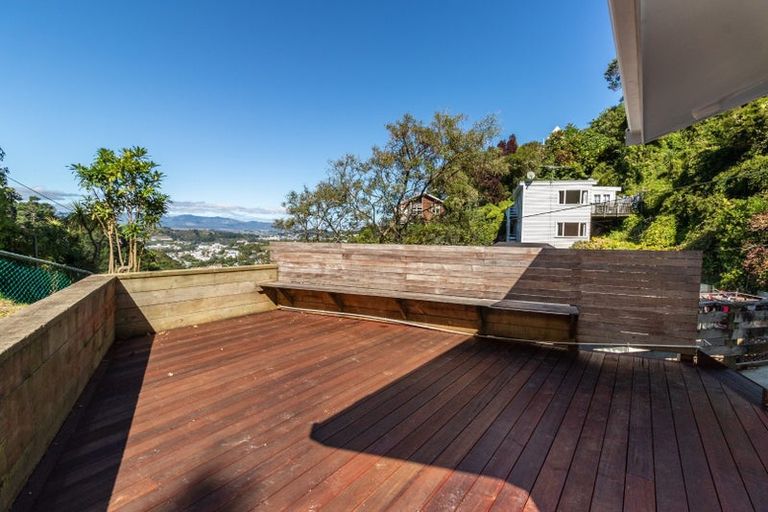 Photo of property in 136 Raroa Road, Aro Valley, Wellington, 6012
