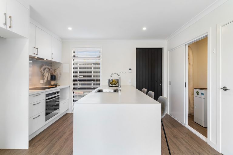 Photo of property in 7 Tuaone Court, Hauraki, Auckland, 0622