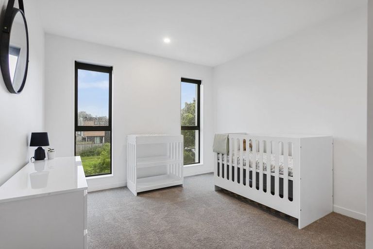 Photo of property in 74b Mckenzie Road, Mangere Bridge, Auckland, 2022