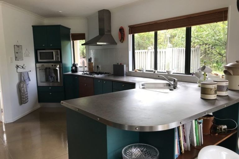 Photo of property in 14 Petrel Lane, Whitby, Porirua, 5024