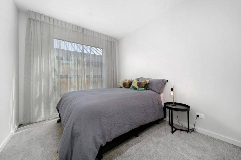 Photo of property in 23 Alps View Place, Lake Hayes, Queenstown, 9304