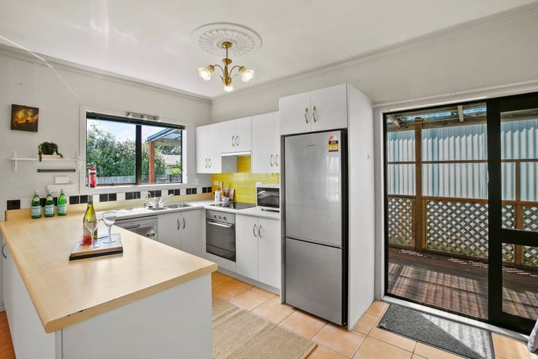 Photo of property in 143 Ngamotu Road, Spotswood, New Plymouth, 4310