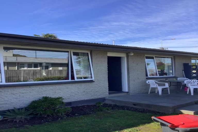 Photo of property in 2/451 Hereford Street, Linwood, Christchurch, 8011