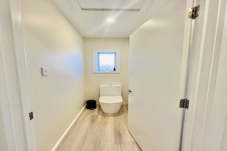 Photo of property in 176 Marshland Road, Shirley, Christchurch, 8061