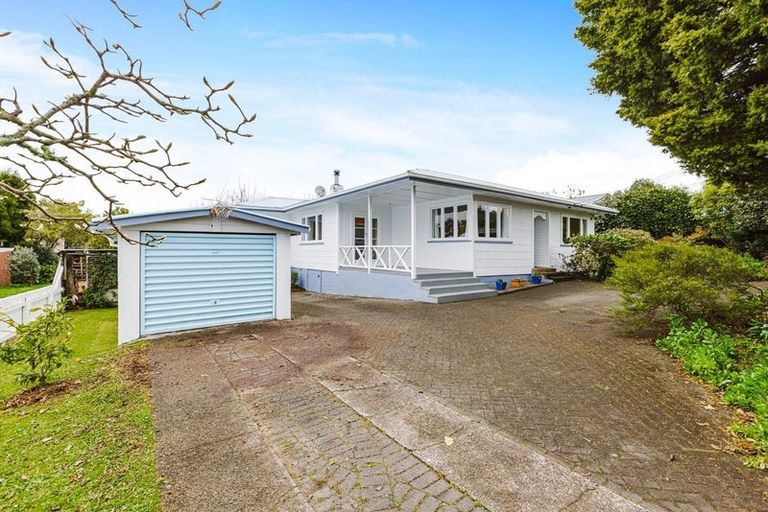 Photo of property in 15 Albert Street, Papakura, 2110