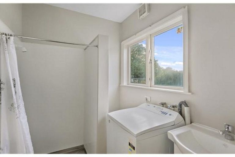 Photo of property in 5 Tara Street, Riccarton, Christchurch, 8041
