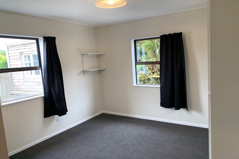 Photo of property in 7 Athol Place, Ravensbourne, Dunedin, 9022