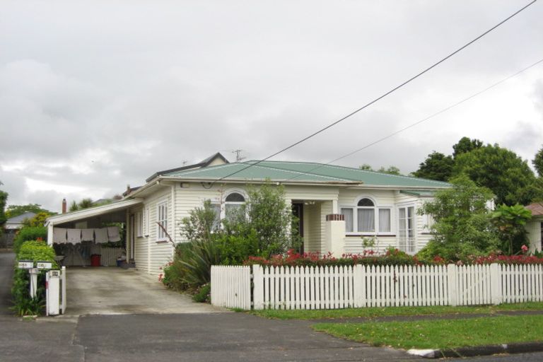 Photo of property in 68 Victoria Street, Pukekohe, 2120