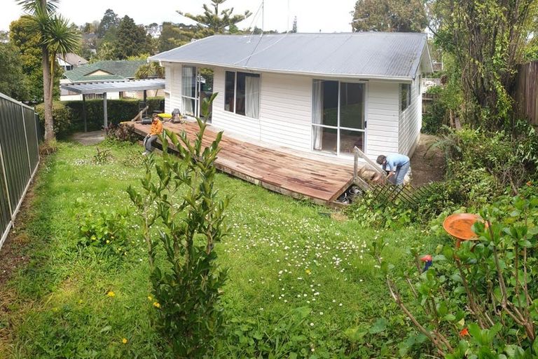 Photo of property in 16 Jayne Place, Torbay, Auckland, 0630