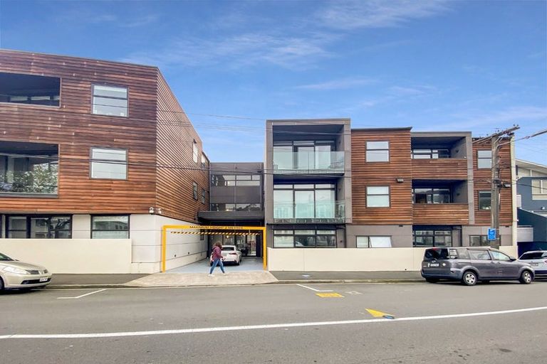 Photo of property in Detroit Apartments, 105/181u Tasman Street, Mount Cook, Wellington, 6021