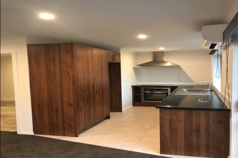 Photo of property in 83u2 Normandy Avenue, Melville, Hamilton, 3206