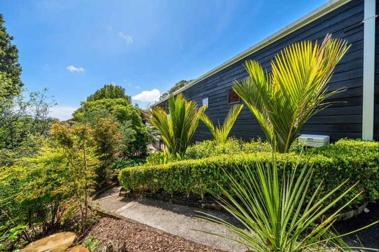 Photo of property in 13 Honnor Place, Hurdon, New Plymouth, 4310