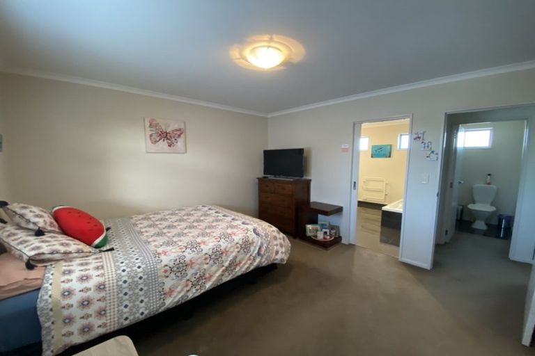 Photo of property in 1 Richard Seddon Drive, Northwood, Christchurch, 8051