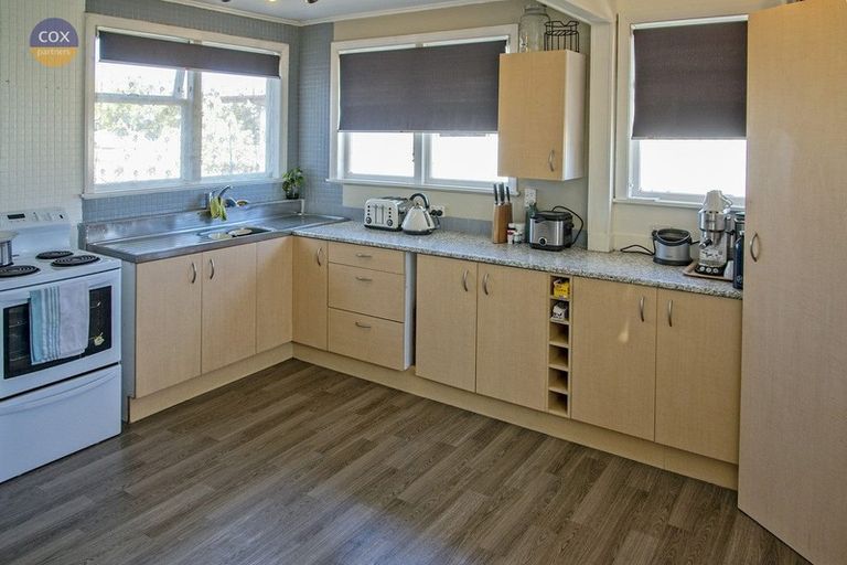 Photo of property in 18 Freyberg Avenue, Tamatea, Napier, 4112