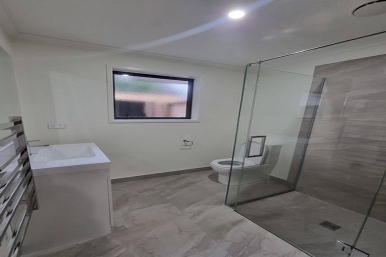 Photo of property in 24 Wautaiti Drive, Riverhead, 0820