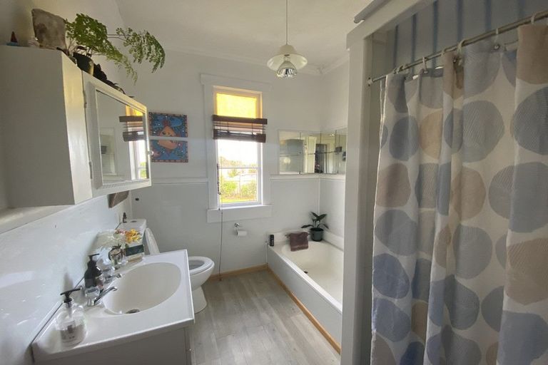 Photo of property in 7 Carey Street, Waitara, 4320