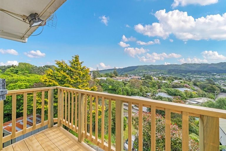 Photo of property in 19g Mahoe Street, Tawa, Wellington, 5028